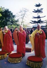 The Purification and Groundbreaking Ceremony was performed by Ven. Kok Kwong (middle), Ven. Ming Yang (left) and Ven. Sing Yat (right) on 3 Jan 1994
